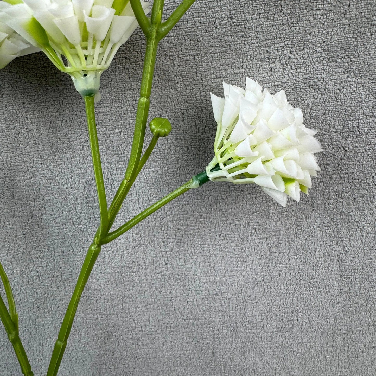 White Small Honeycomb Spray - 10 Heads RosesHQ.com